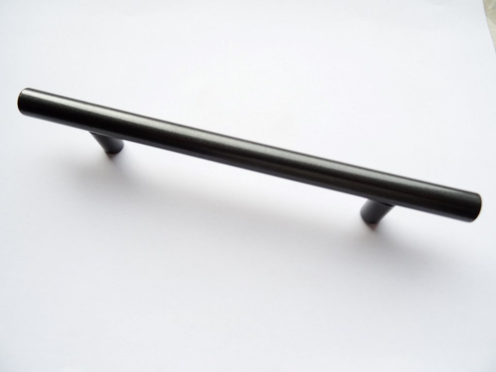 uchwyt meblowy re1025 szary metalik połysk  128mm